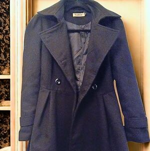 Vintage Women's Black Fit and Flare Wool Pea Coat Size Small